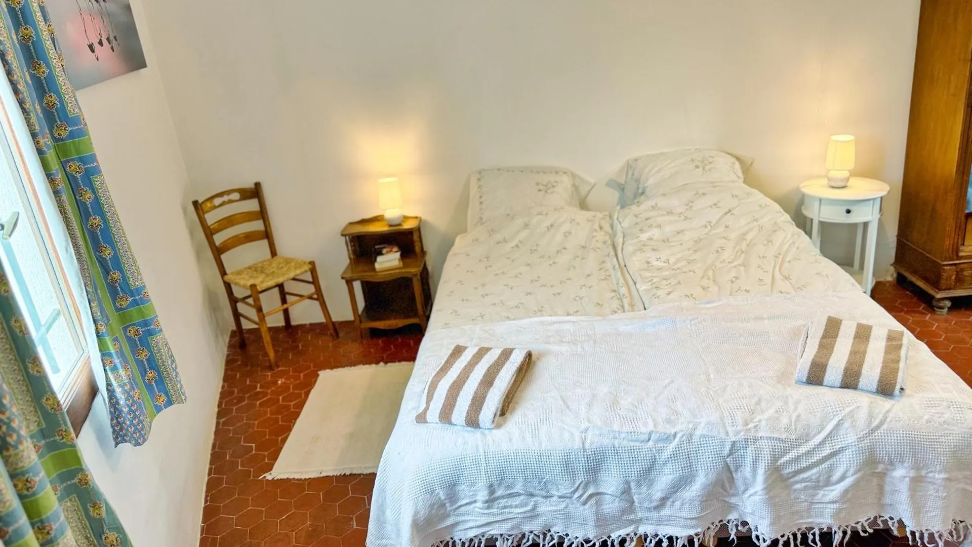 Maison De Charme Classee 3 Etoiles - Calme, Jardin, Salle De Sport, Piscine Marsylia 0*,  Francja